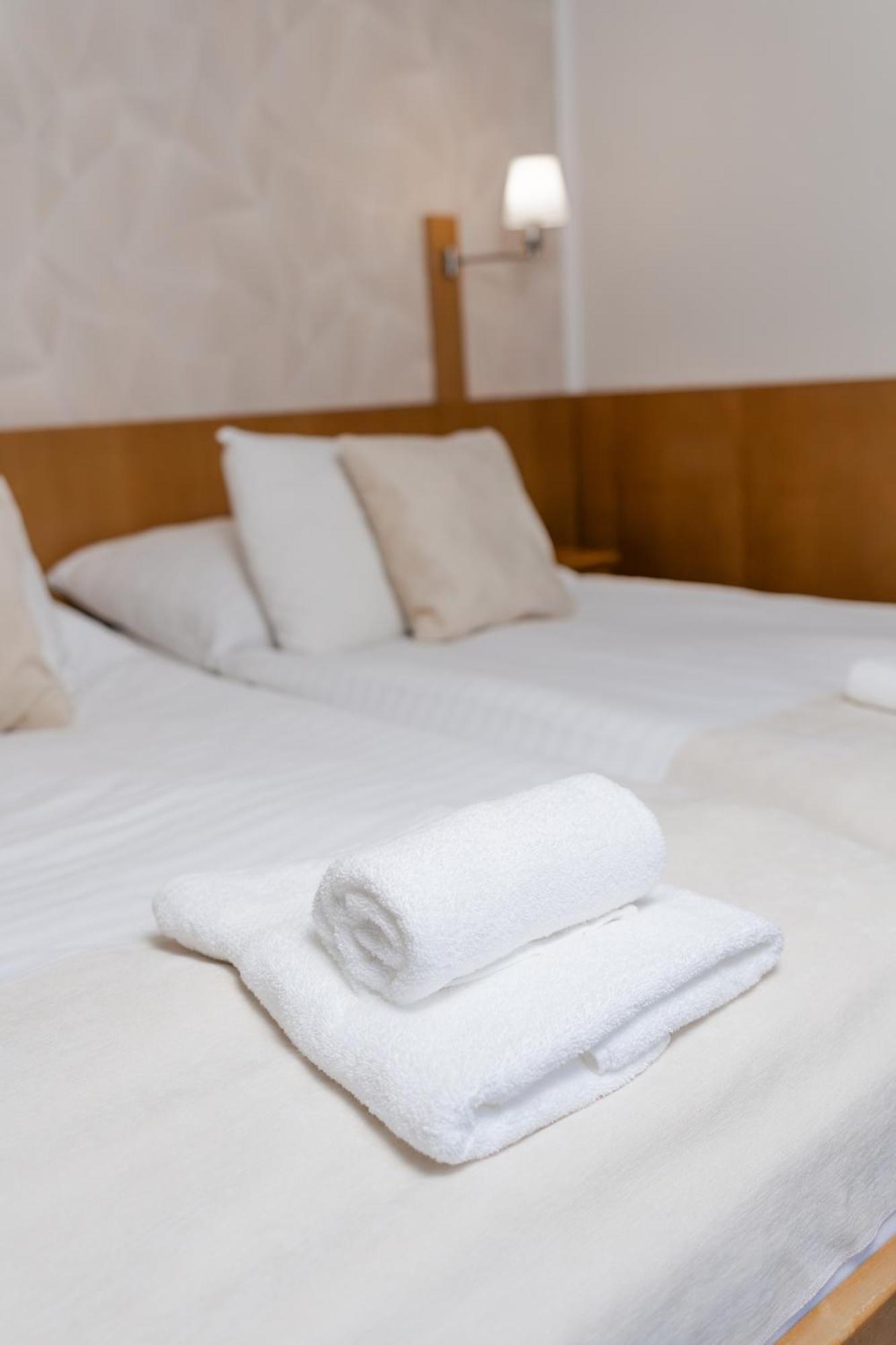 Hotel Apollon Litoměřice 外观 照片