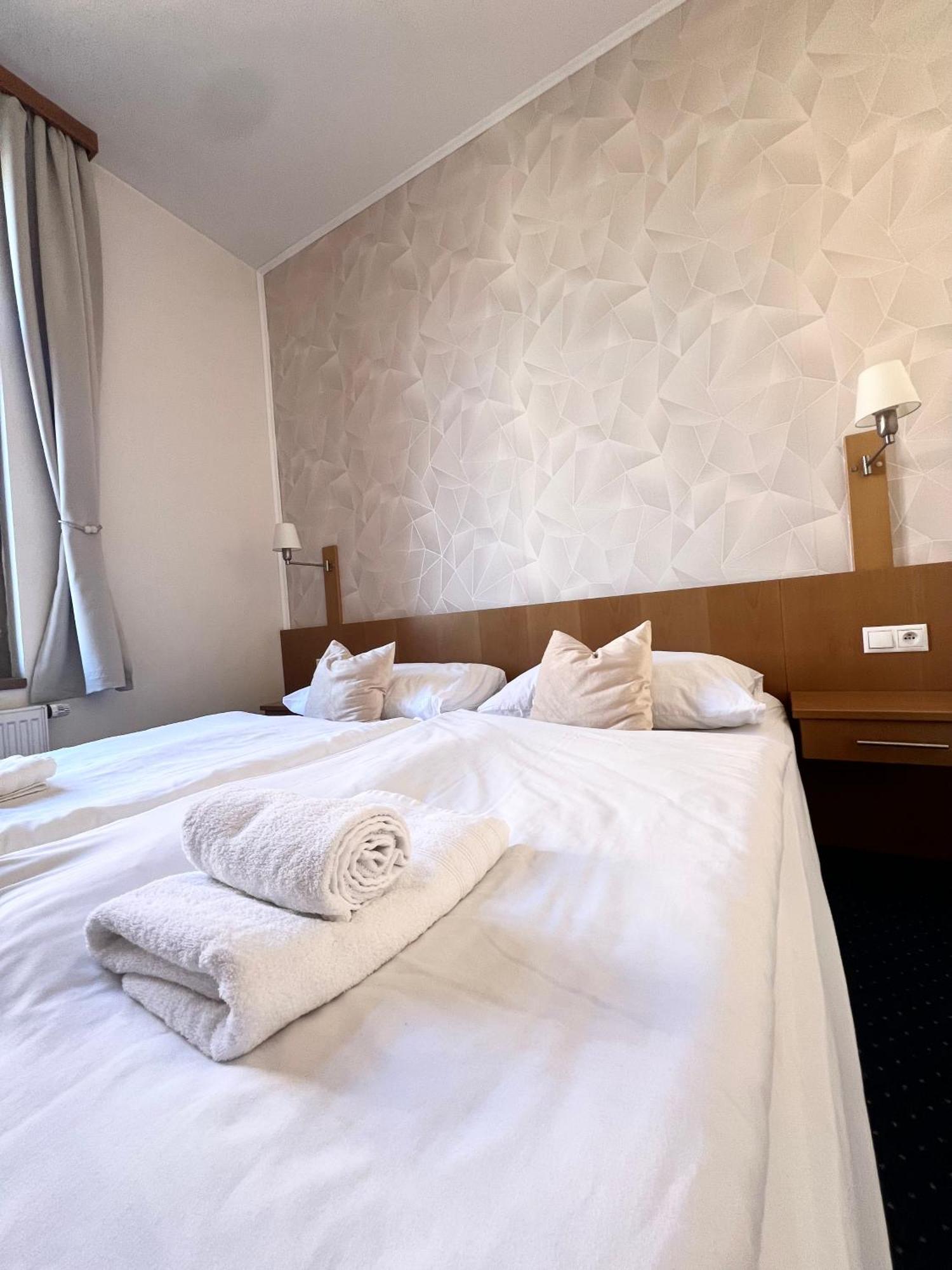 Hotel Apollon Litoměřice 外观 照片